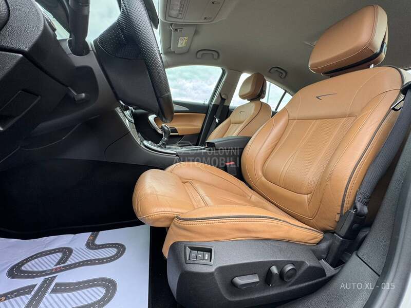 Opel Insignia 2.0 CDTI // F.ULL