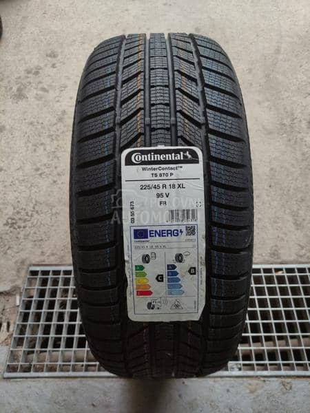Continental 225/45 R18 Zimska