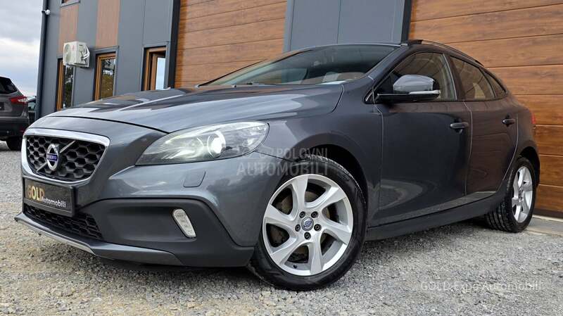 Volvo V40 1.6 D2 Cross Country