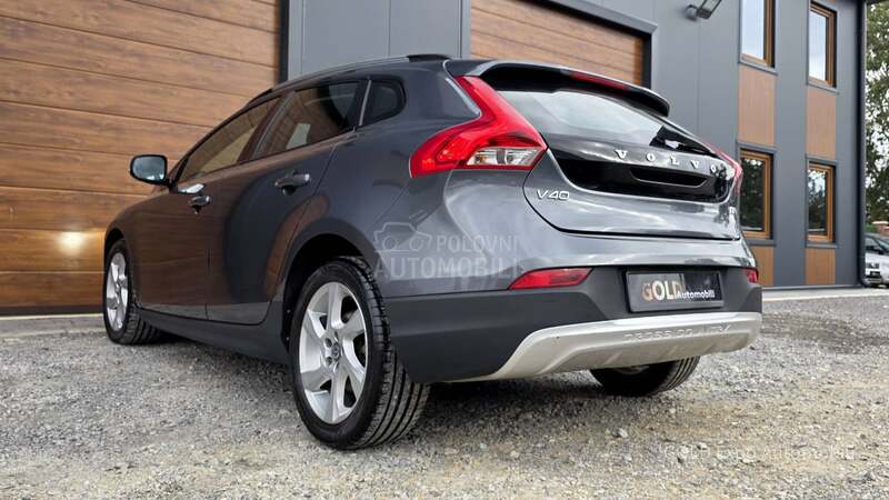 Volvo V40 1.6 D2 Cross Country