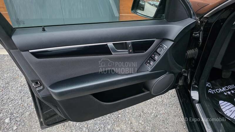 Mercedes Benz C 200 2.2 CDi ELEGANCE