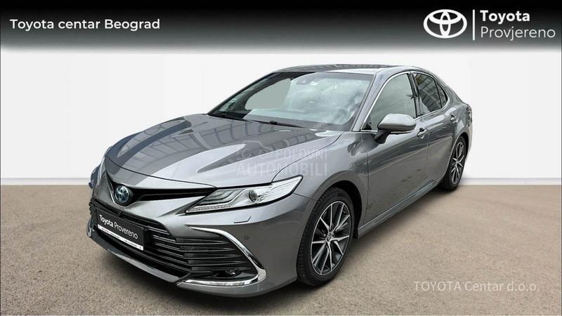 Toyota Camry 2.5 HYBRID PREMIUM