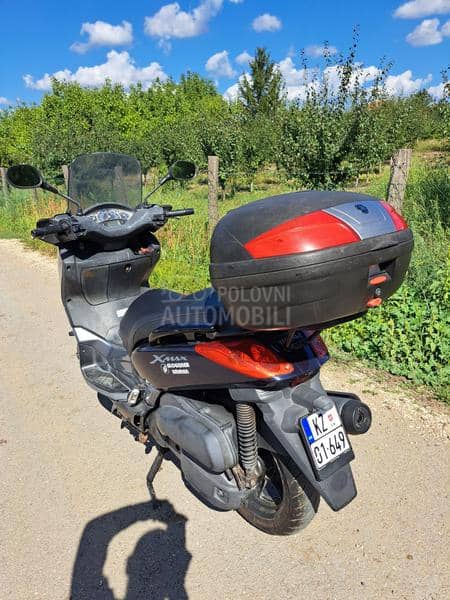 Yamaha X Max