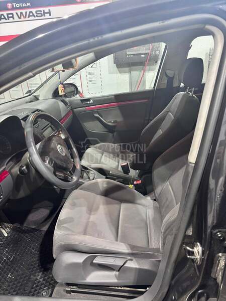 Volkswagen Golf 5 
