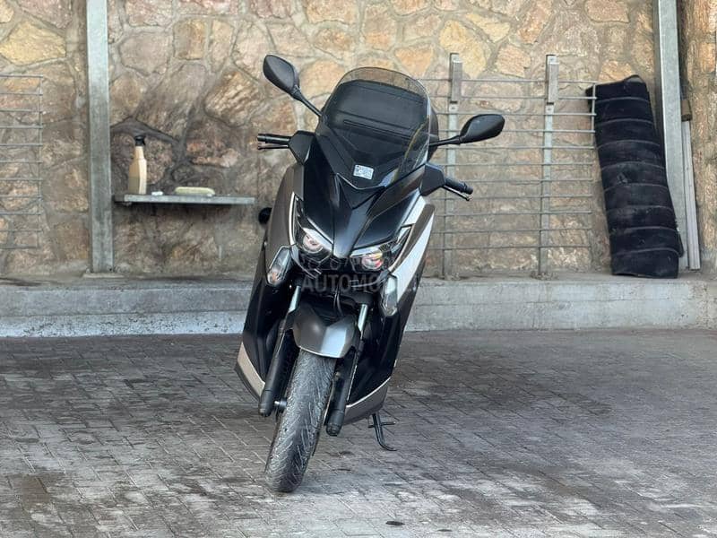 Yamaha x max