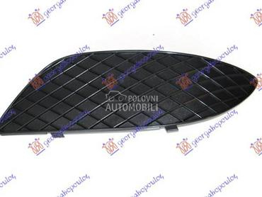 RESETKA PREDNJEG BRANIKA... za Mercedes Benz V Klasa od 2010. do 2015. god.