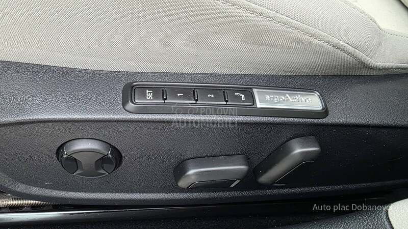 Volkswagen Golf 8 2.0 TDI HIGH-LINE