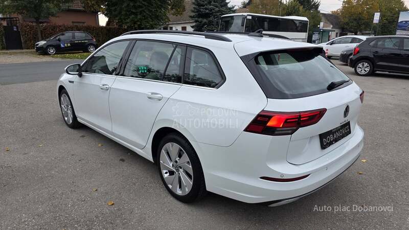 Volkswagen Golf 8 2.0 TDI HIGH-LINE