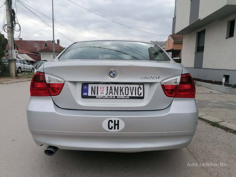 BMW 320 2.0i Svajcarska
