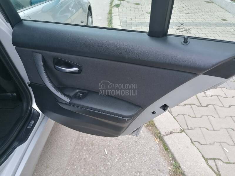 BMW 320 2.0i Svajcarska