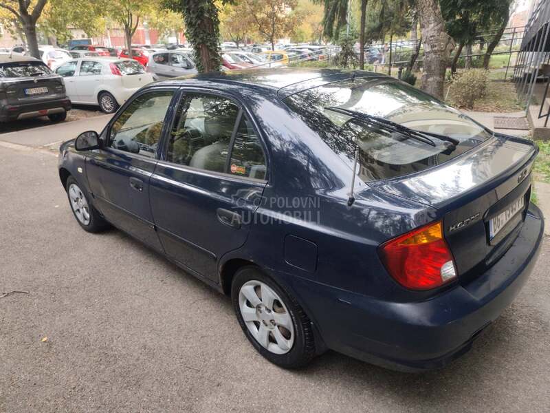 Hyundai Accent 