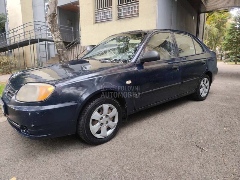 Hyundai Accent 
