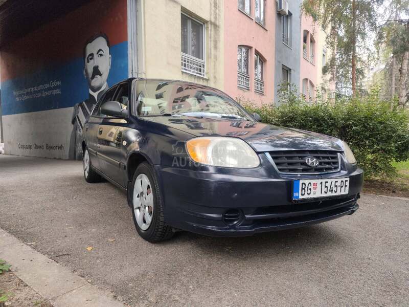 Hyundai Accent 