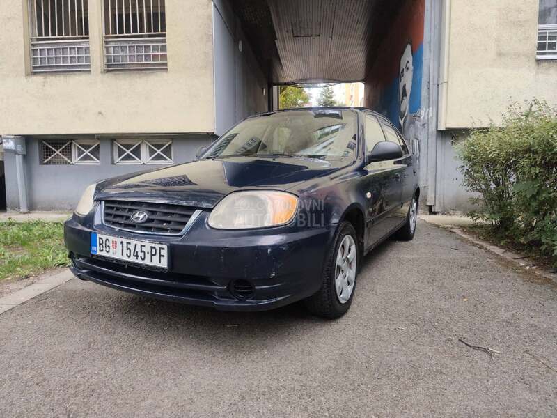 Hyundai Accent 
