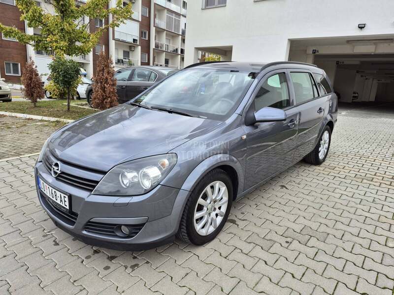 Opel Astra H FUUL COSMO /CH/