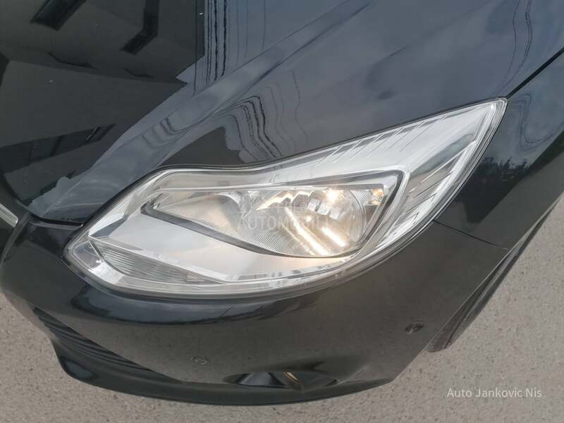 Ford Focus 1.0i TREND LINE CH