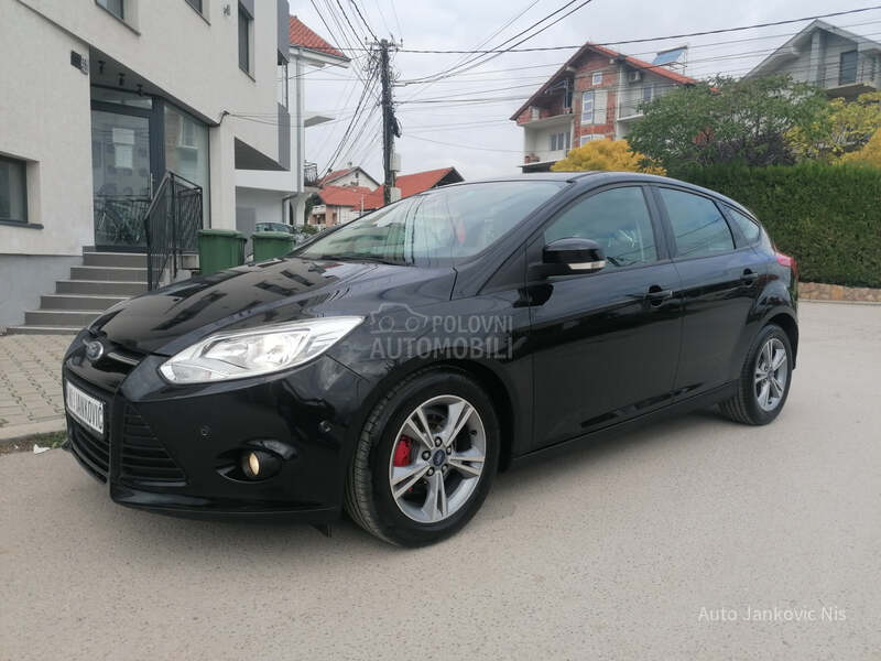 Ford Focus 1.0i TREND LINE CH