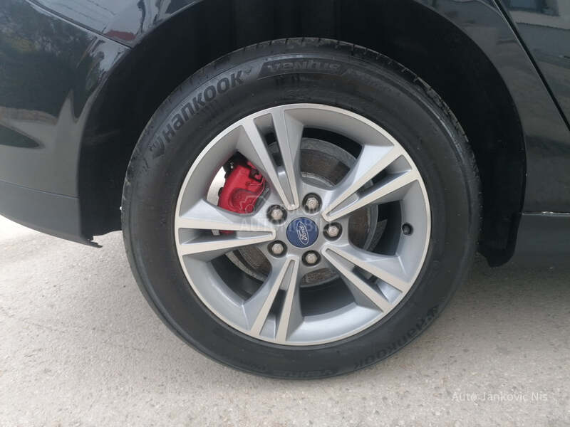 Ford Focus 1.0i TREND LINE CH