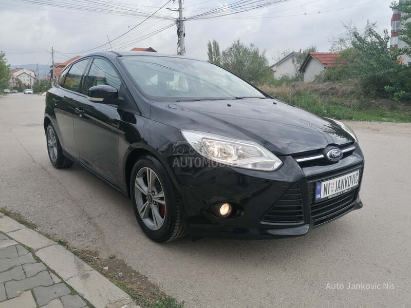 Ford Focus 1.0i TREND LINE CH