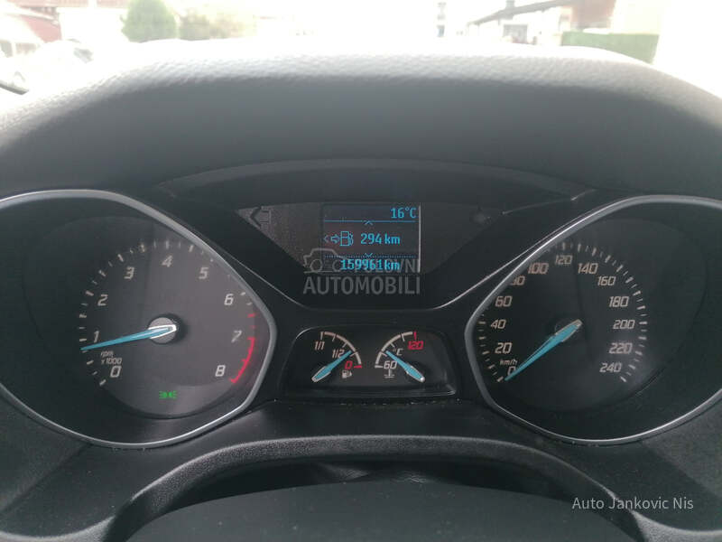 Ford Focus 1.0i TREND LINE CH