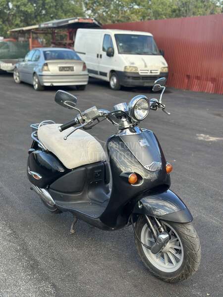 Aprilia Habana Custom gold
