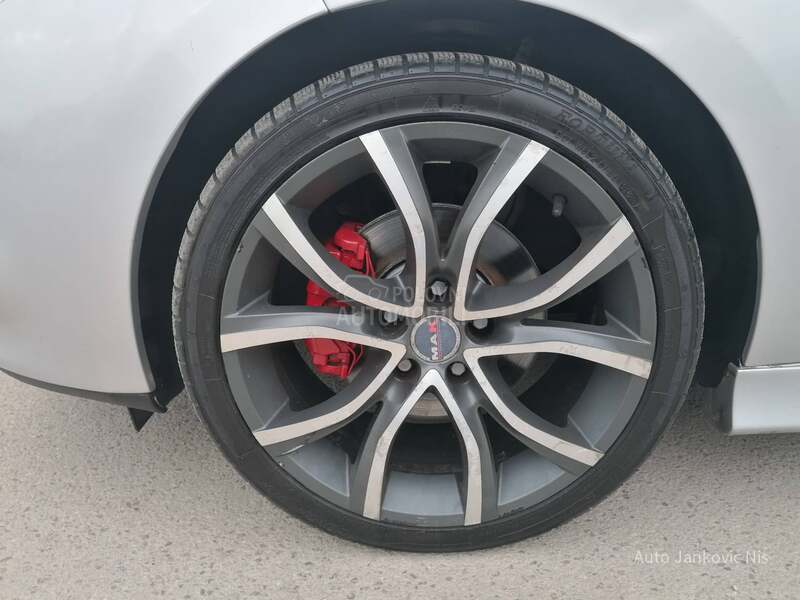 Renault Megane 2.0i SPORT LINE CH
