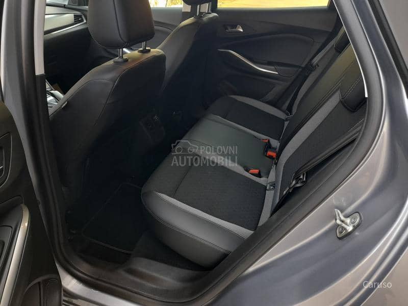 Opel Grandland X 1.5 D AT8 ELEGANCE