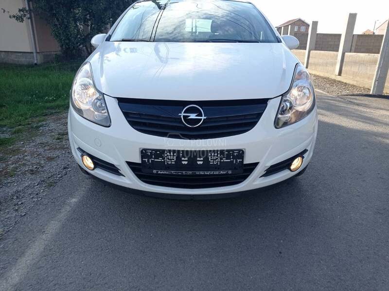 Opel Corsa D 1.4 b