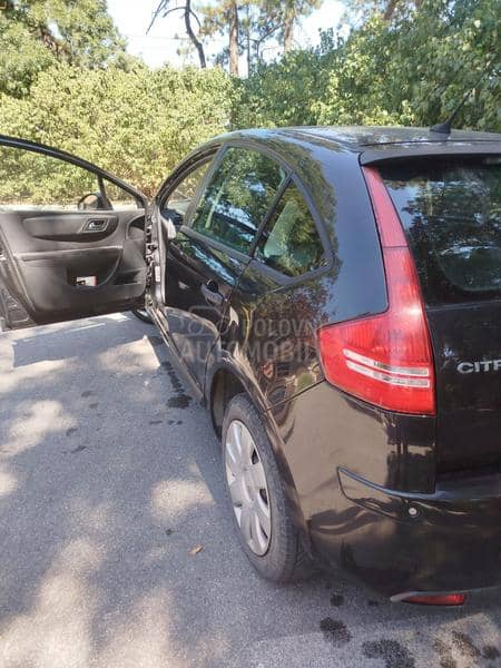 Citroen C4 