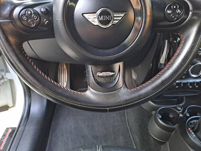 MINI John Cooper Works Countryman 218PS