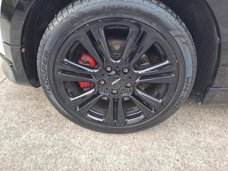 MINI John Cooper Works Countryman 218PS