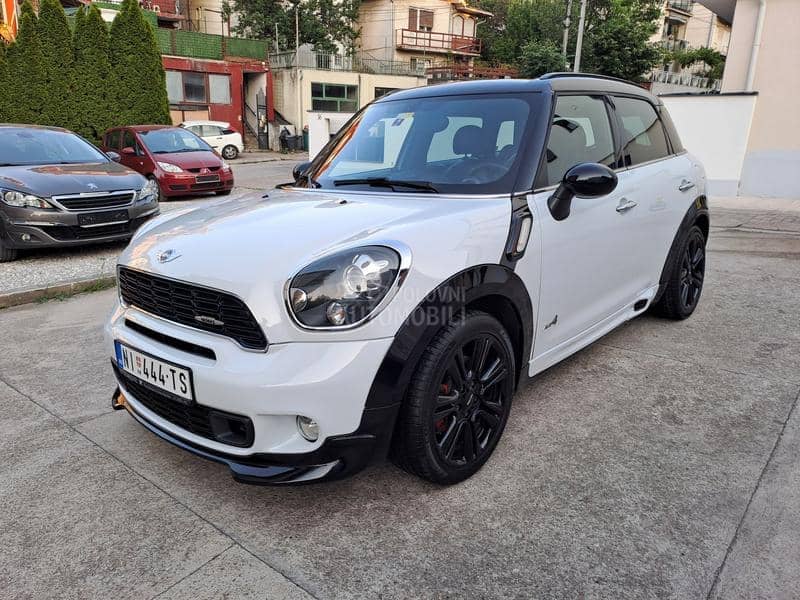 MINI John Cooper Works Countryman 218PS
