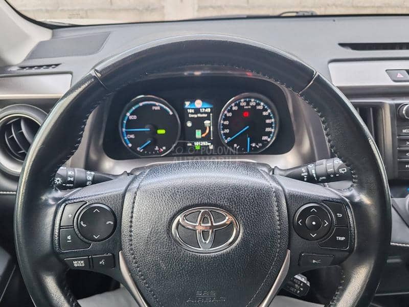 Toyota RAV 4 2.5 2WD HYBRID Toyota RAV 4 2.5 2WD HYBRID