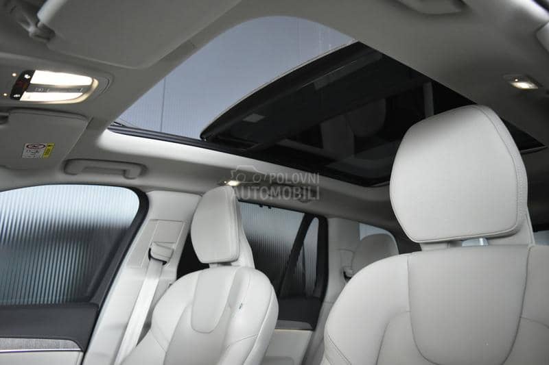 Volvo XC90 B5 AWD ULTIMATE 7S Volvo XC90 B5 AWD ULTIMATE 7S
