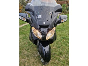 Suzuki Burgman 650 execitive