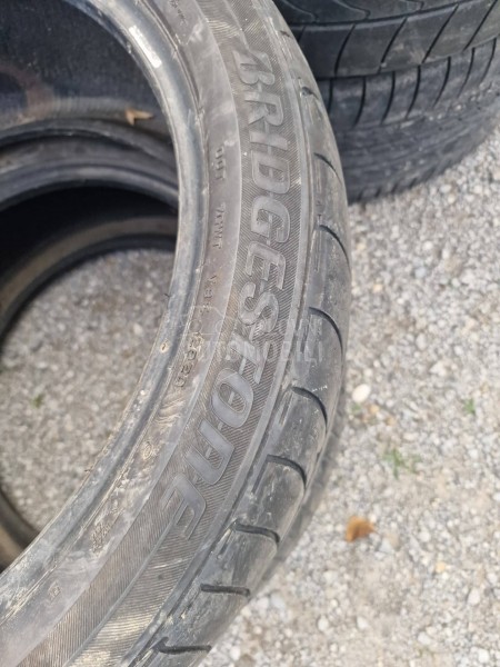 Bridgestone 285/40 R21 Letnja