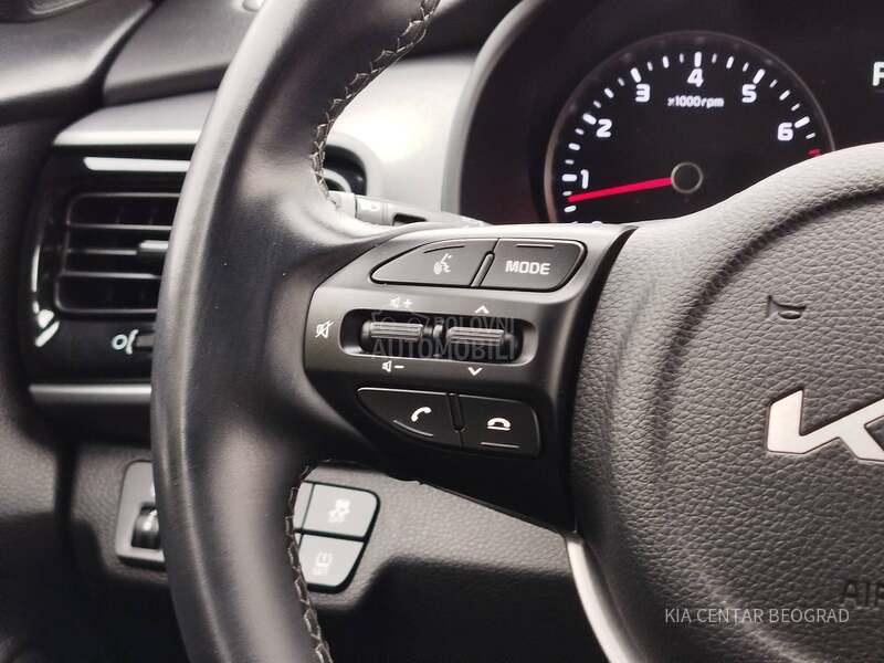 Kia Stonic 1.4 URBAN A/T