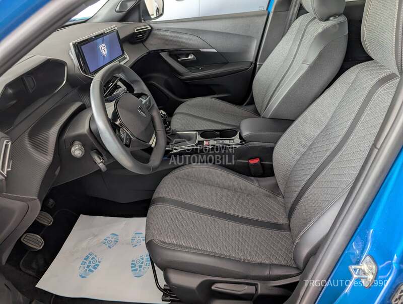 Peugeot 2008 Garan 12 mes.