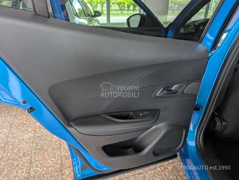 Peugeot 2008 Garan 12 mes.