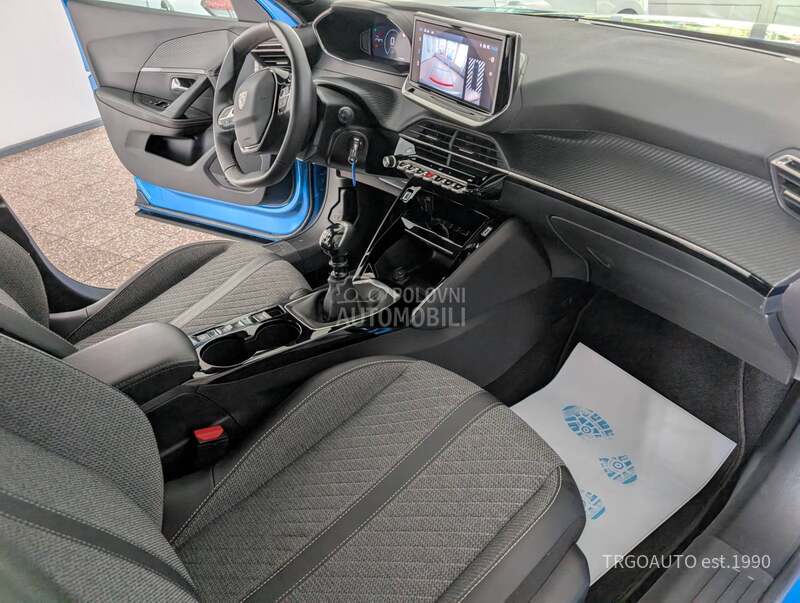 Peugeot 2008 Garan 12 mes.