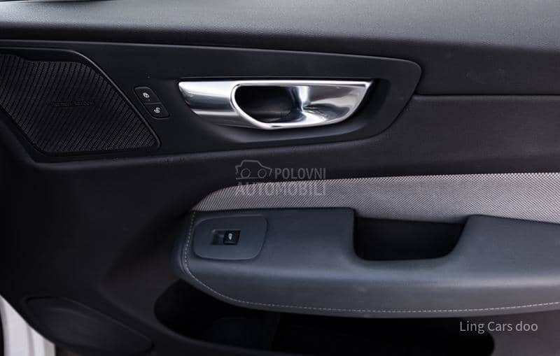 Volvo XC60 B4 AWD R-Design