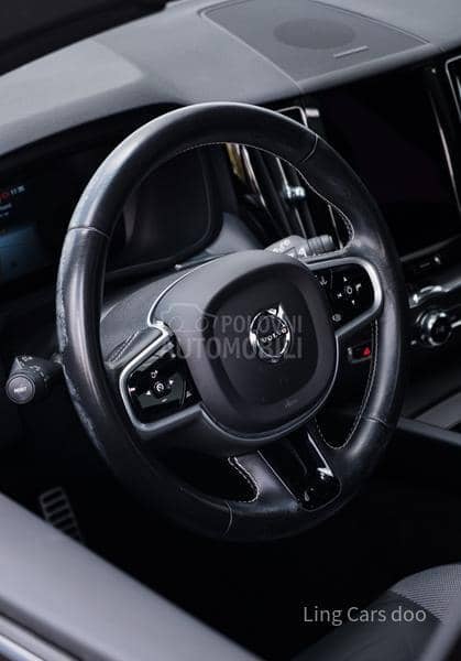 Volvo XC60 B4 AWD R-Design
