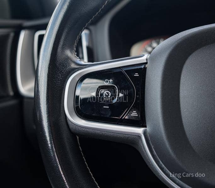 Volvo XC60 B4 AWD R-Design