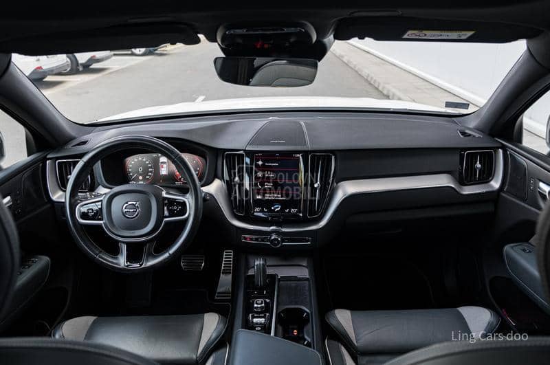 Volvo XC60 B4 AWD R-Design