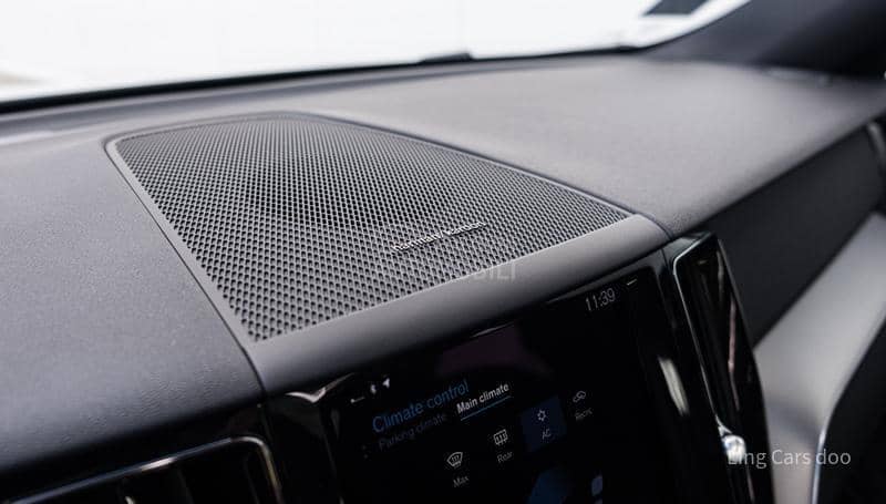 Volvo XC60 B4 AWD R-Design