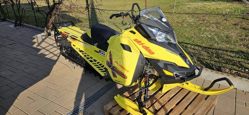 Ski-Doo summit