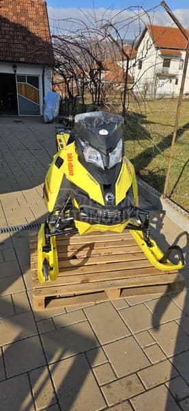 Ski-Doo summit