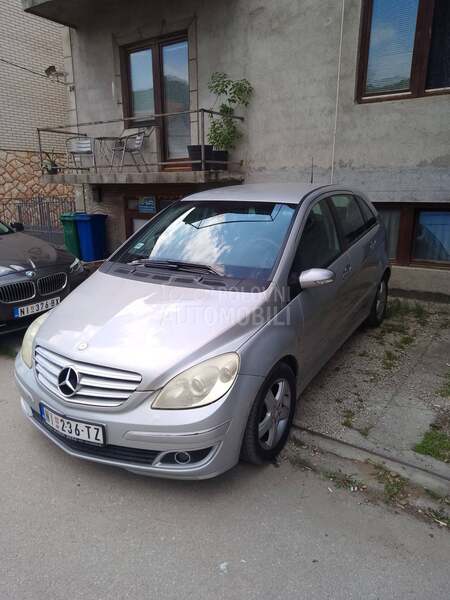 Mercedes Benz B 180 b180