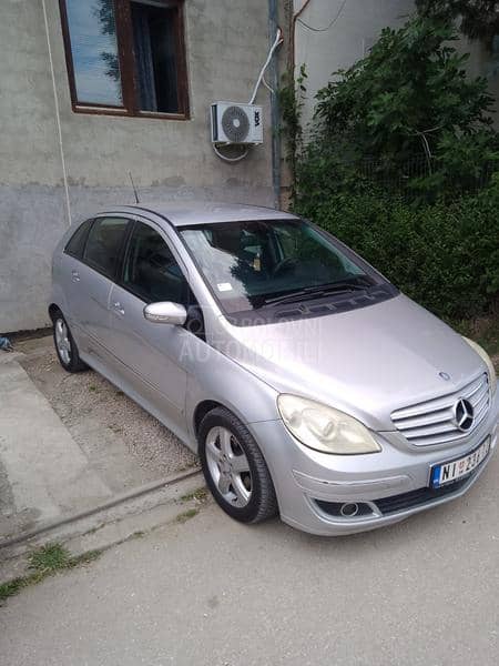 Mercedes Benz B 180 b180