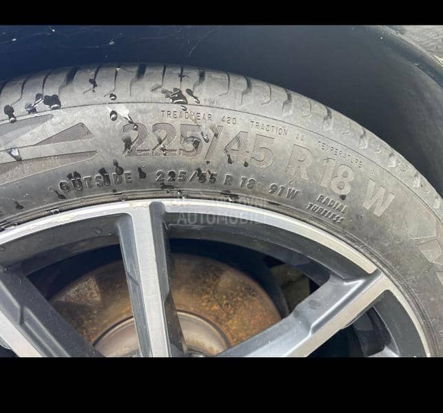 Continental 225/45 R18 Letnja